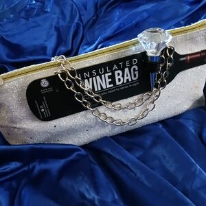 Wide Eyed Designs Insulated  Iridecent White Glitter Wine Bag With Stopper